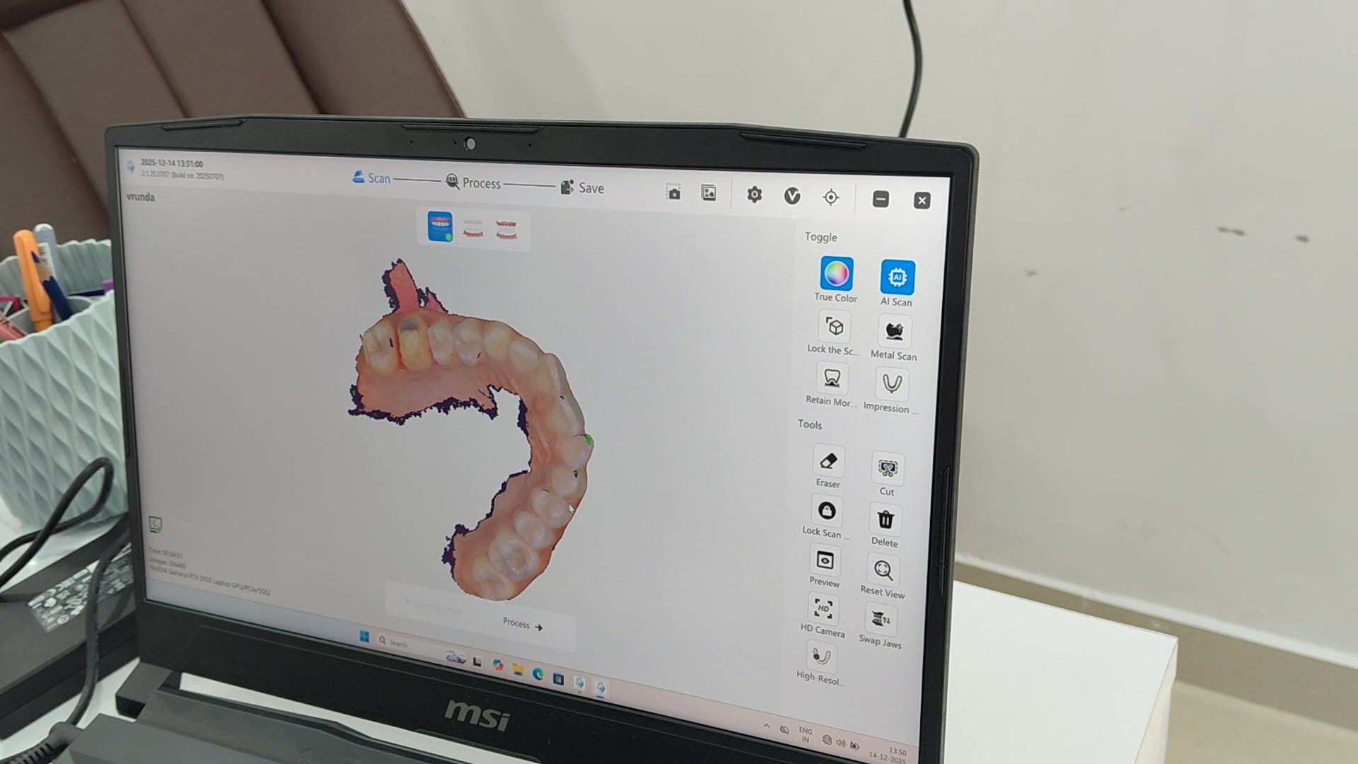 Home 30 video_20251214_135057_frame_0_06_3f