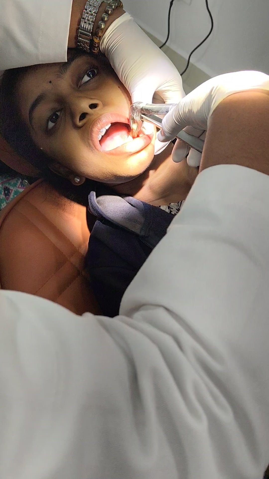 Home 33 video_20251220_195302_frame_0_03_5f