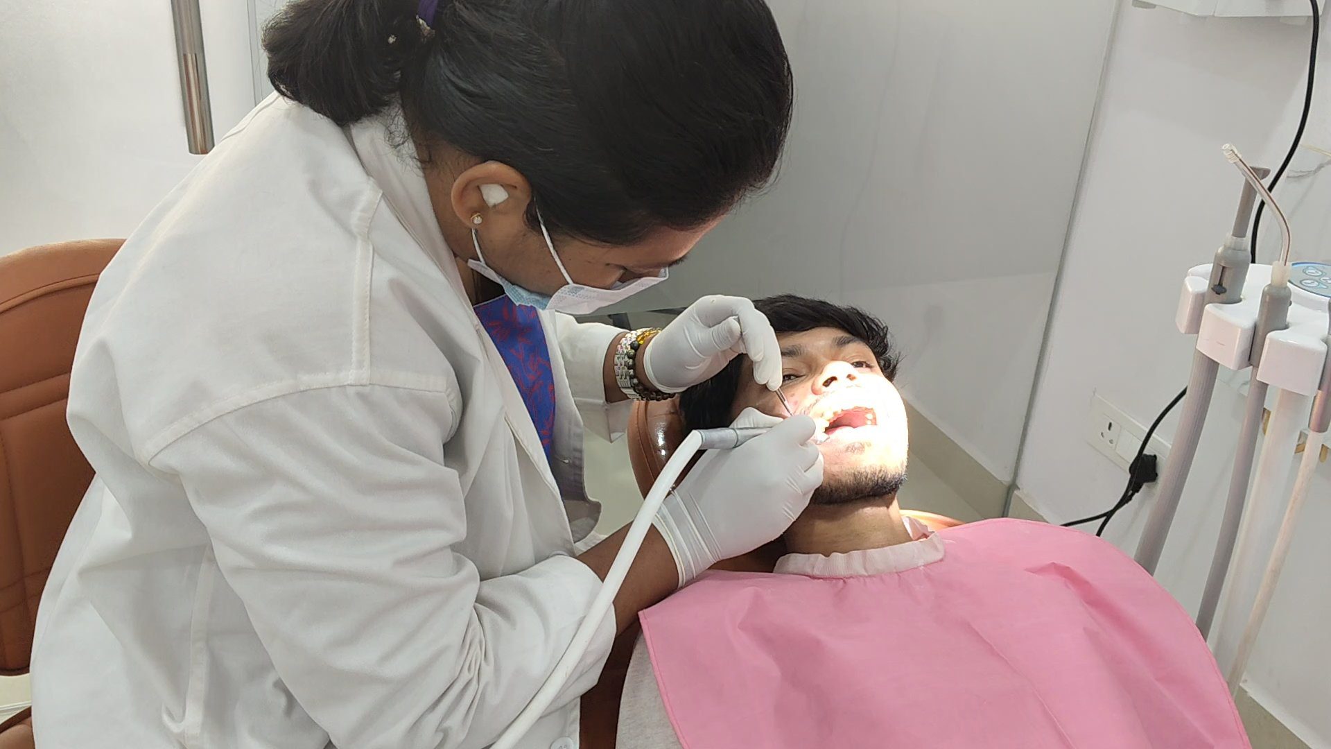 Home 20 video_20251230_161355_frame_0_08_0f